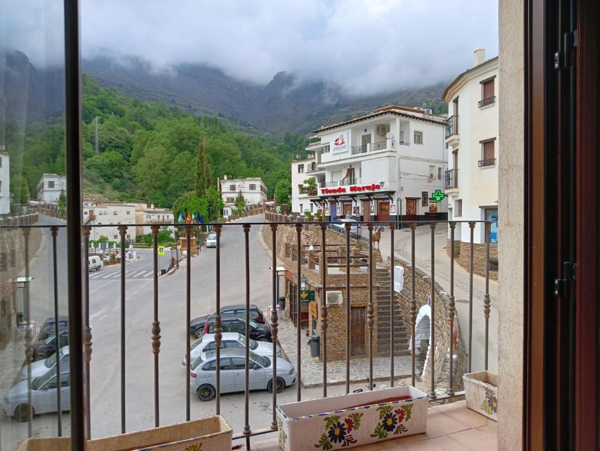 Al-Medin Apartment Trevelez Exterior photo